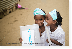 후원받은 어린이들 사진2