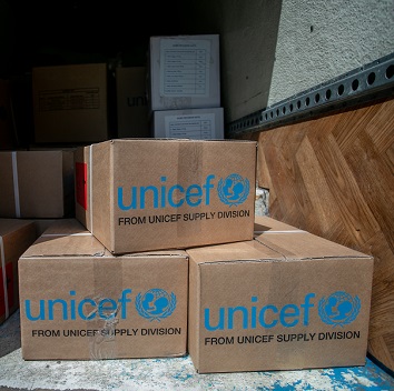 유니세프, 우크라이나 오데사에 사는 어린이 5만 명에게 구호물품 전달